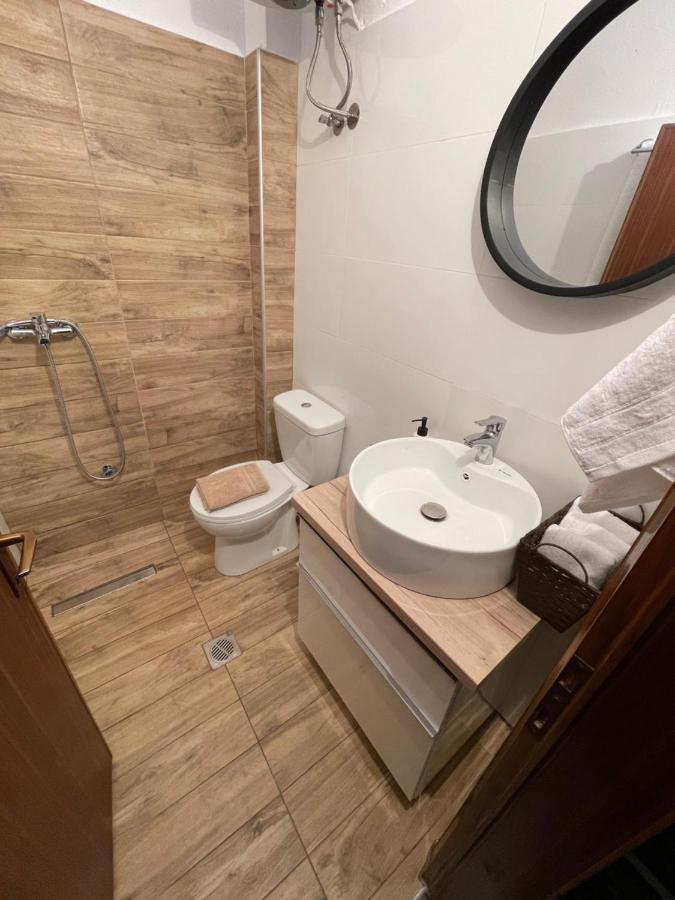 Gl House Apartment Asproválta Ngoại thất bức ảnh